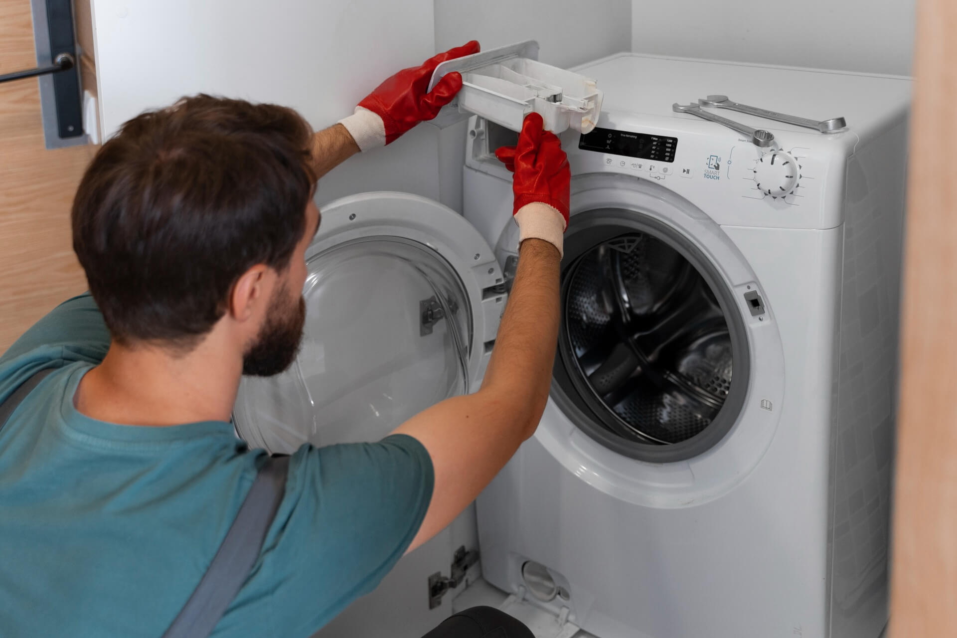 95c1c133-a0f5-436b-bac0-0ed8b06d10e9